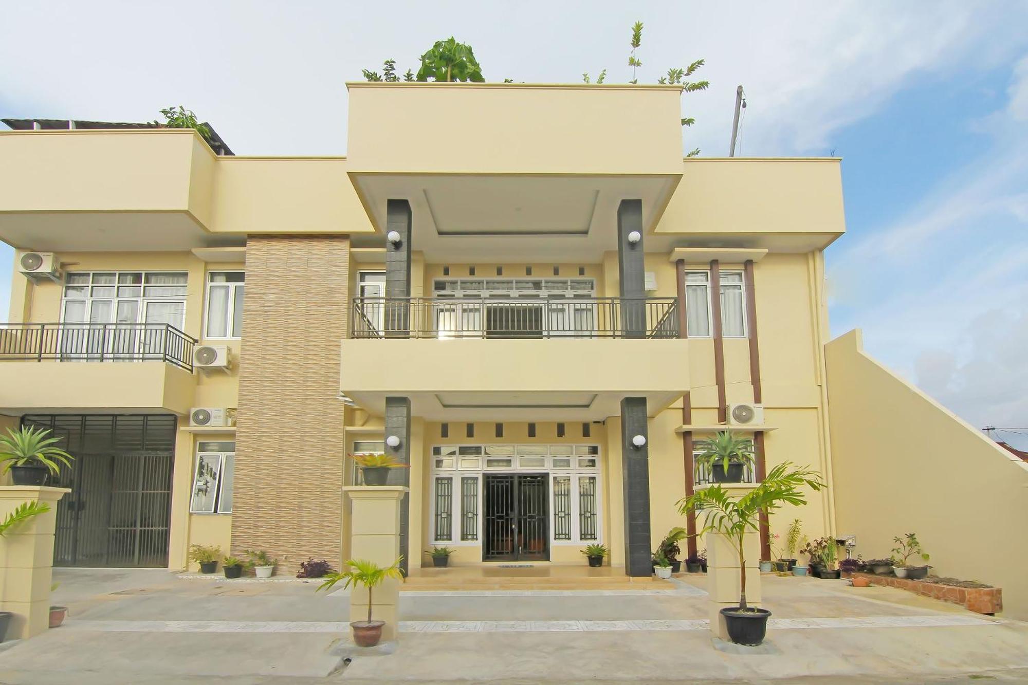 Utama Residence Padang  Exterior photo