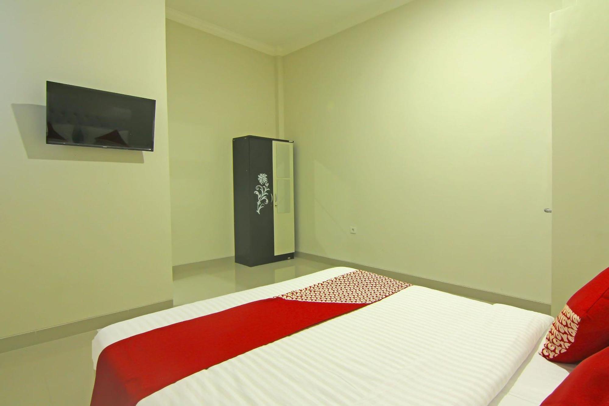 Utama Residence Padang  Exterior photo