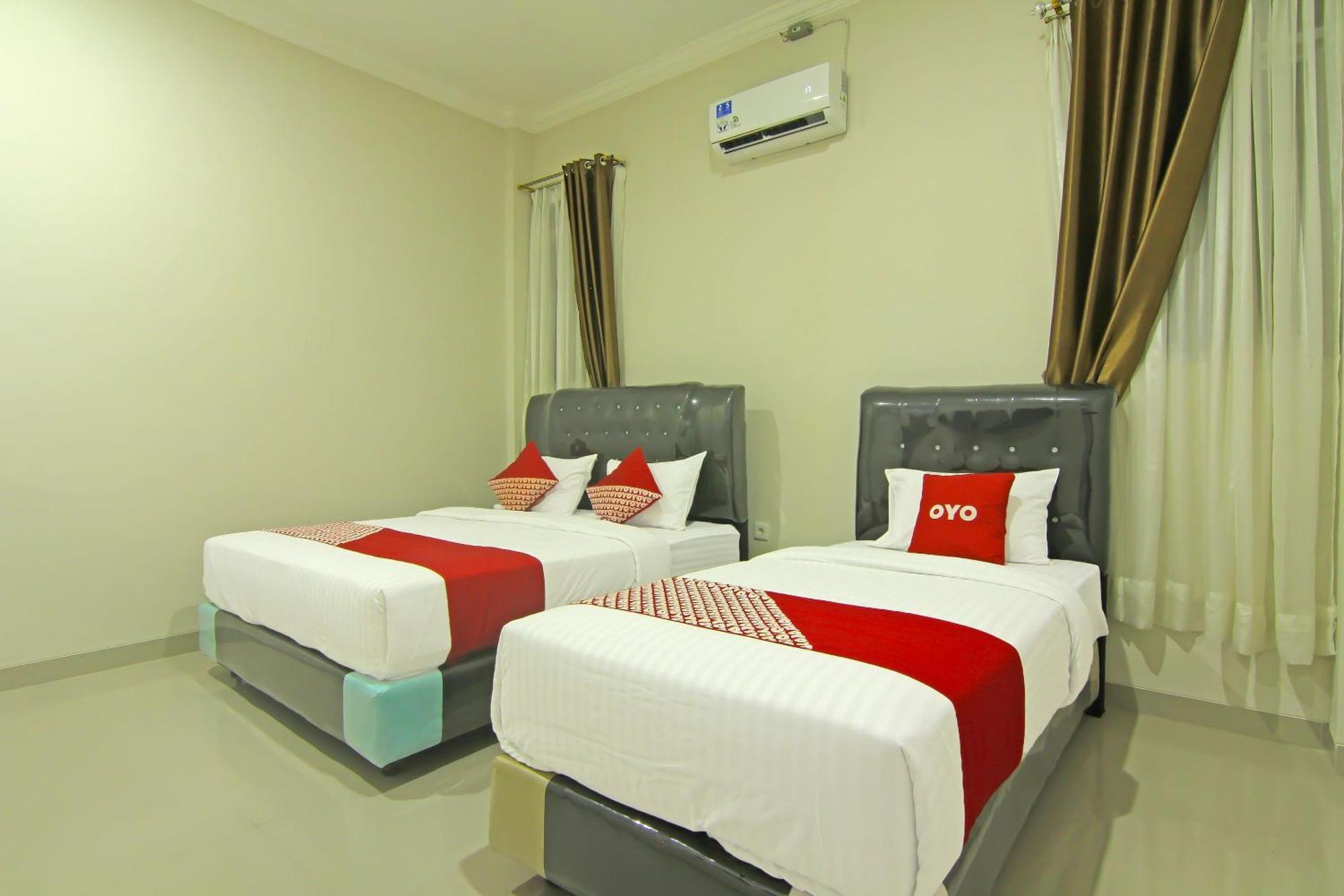 Utama Residence Padang  Exterior photo