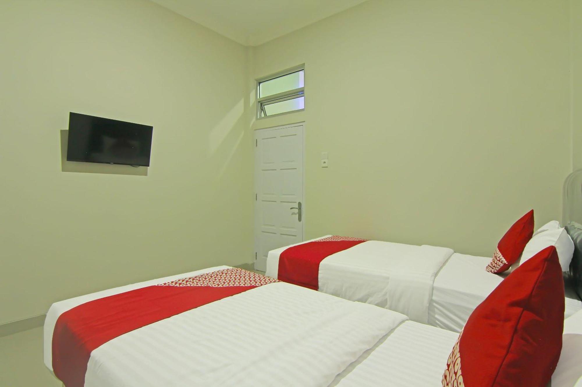 Utama Residence Padang  Exterior photo